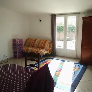 A 150 M De La Piste Cyclable Maison En Campagne Avec Gde Piscine Goult